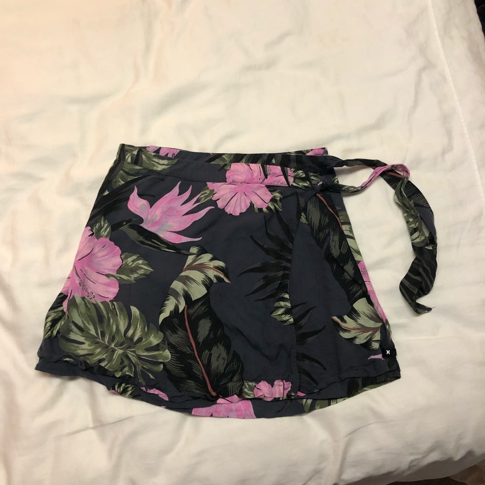 Hurley Skirt